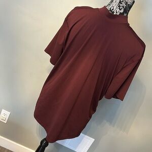 Lululemon Men’s Medium Top